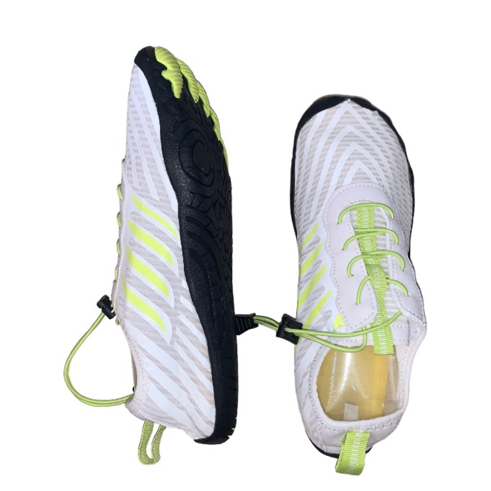 New Waterproof white water shoes women’s size 10